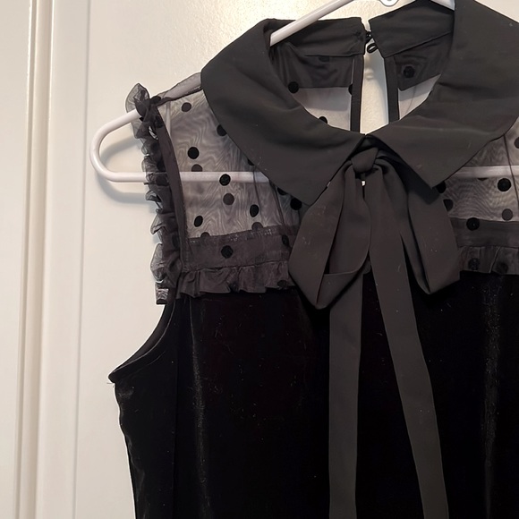 Cece never worn black velvet top with polka dot lace. - Picture 2 of 3